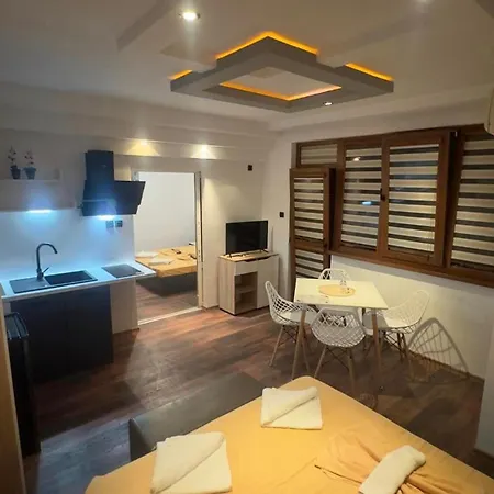 Guest house M&d