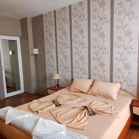 Guest house M&d Nesebar