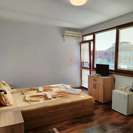 Guest house M&d Nesebar